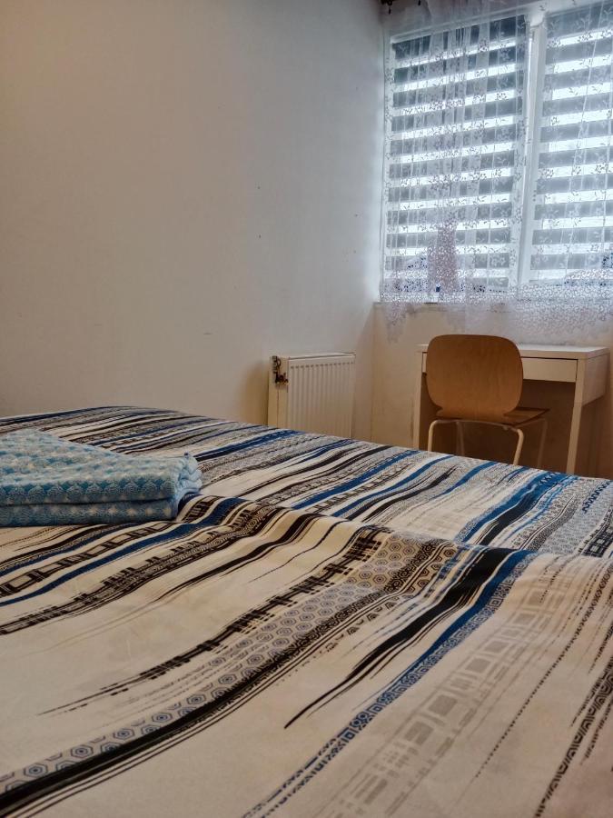 La Madriguera Panzió Raszyn Kültér fotó