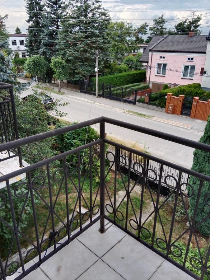 La Madriguera Panzió Raszyn Kültér fotó